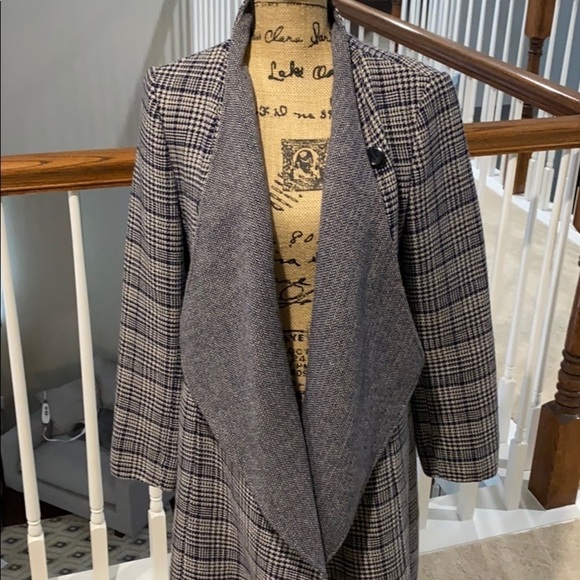 Ellen Tracy wool coat - Picture 3 of 6